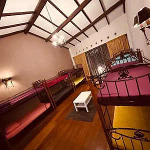 旅馆 New Great Shanghai Female, 乔治敦