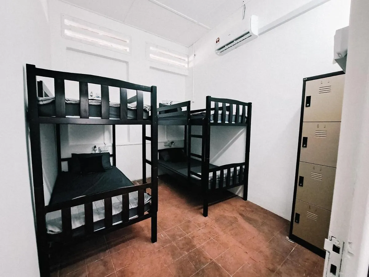 111 Hutton Lane Hostel George Town